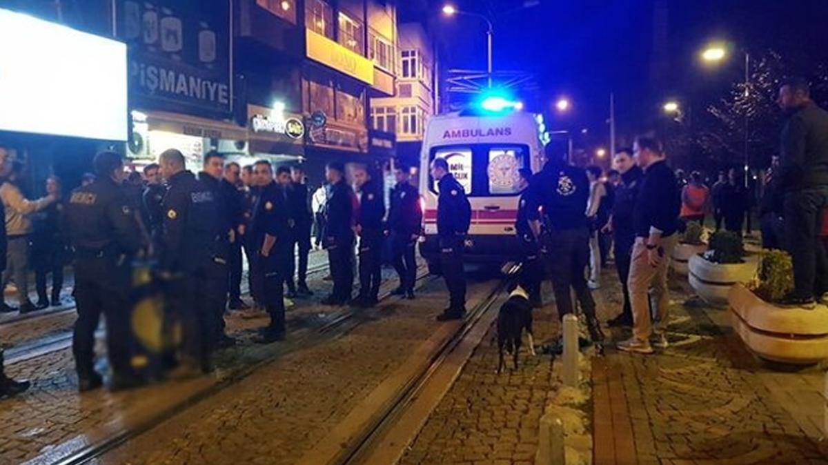 Kocaeli'de elence mekanna silahl saldr