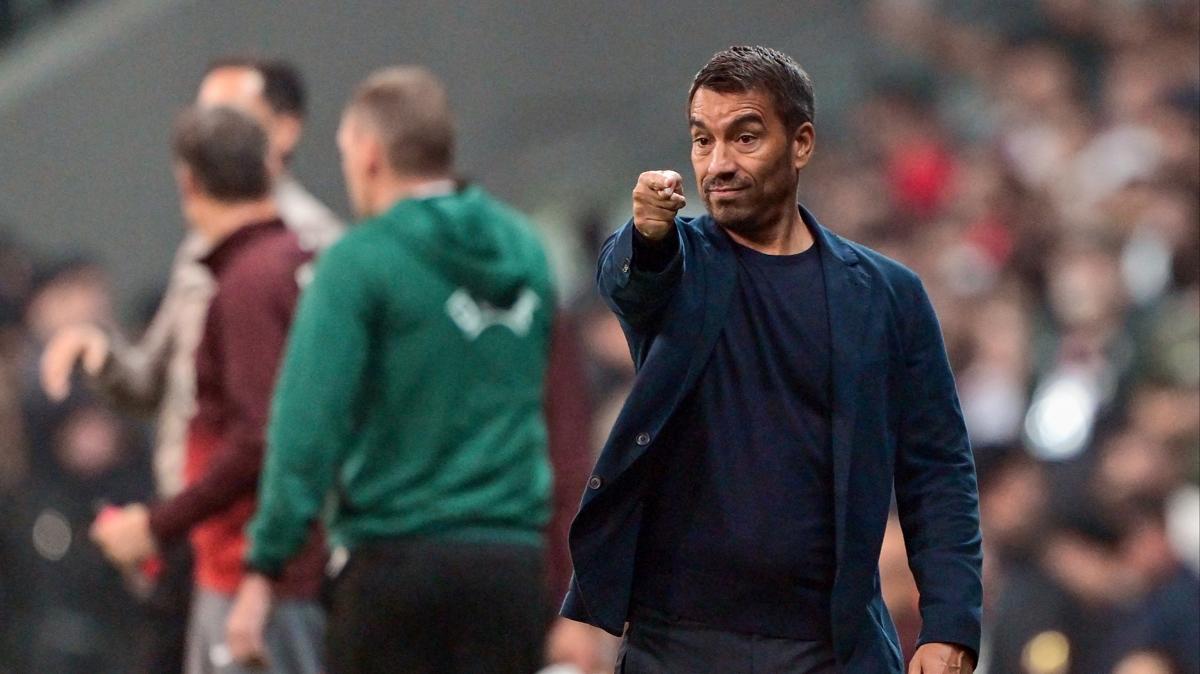 Giovanni van Bronckhorst: Bu hi bama gelmemiti