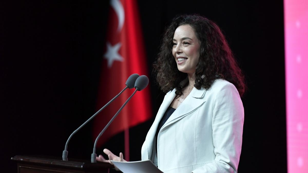 Azra Akn'dan 'Normal Doum Eylem Plan Tantm Toplants'na' ilikin aklama