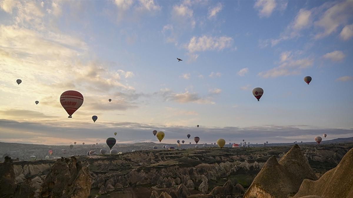 Scak hava balonu yolcu saysnda rekor bekleniyor