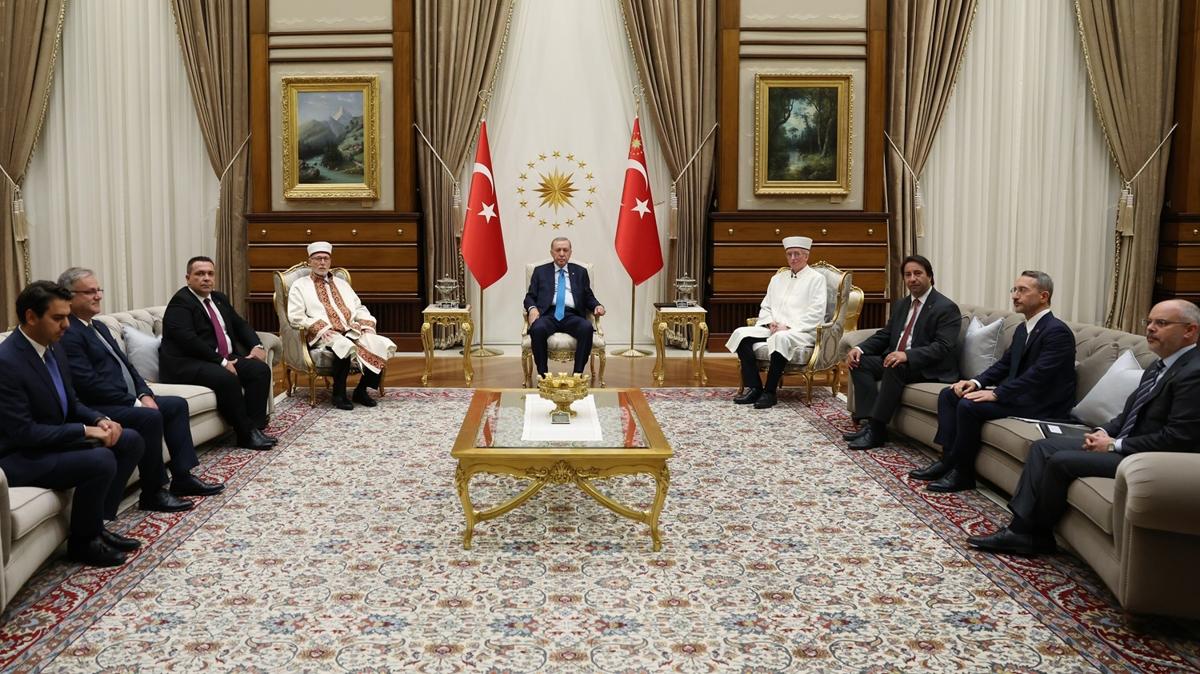 Bakan Erdoan, Bat Trakya Trk Aznl Danma Kurulu Bakan erif'i kabul etti
