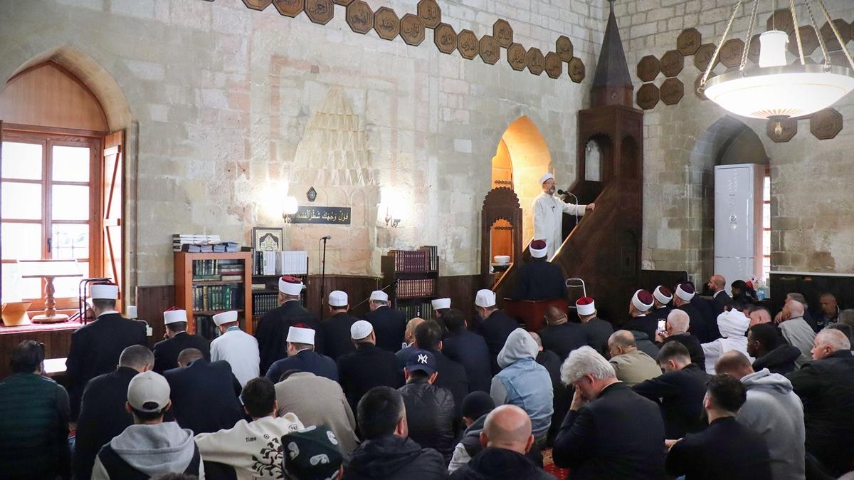 Diyanet leri Bakan Ali Erba, Belgrad'da "Mminler Kardetir" hutbesi