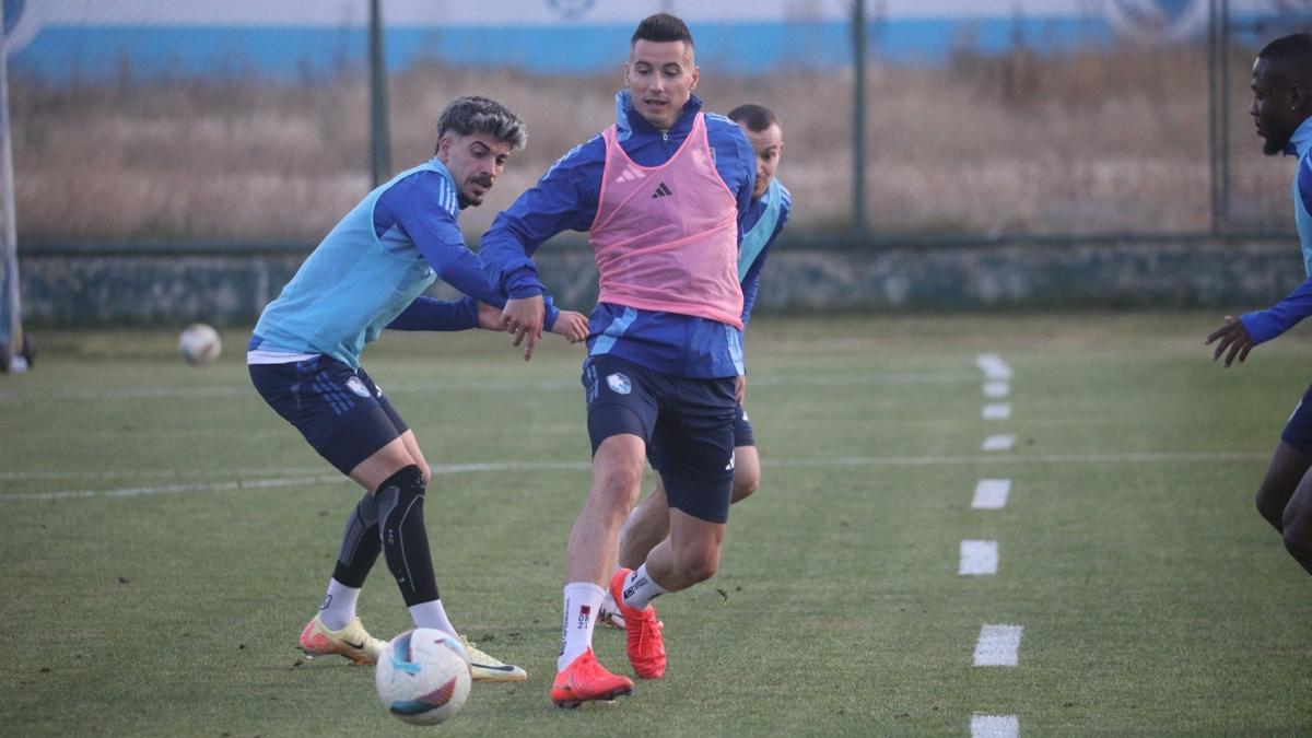 Erzurumspor'da Pendikspor almalar balad