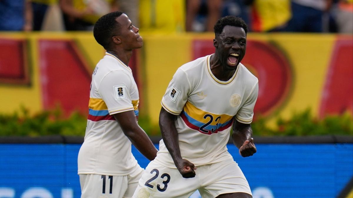 Davinson att, Kolombiya 4 golle kazand