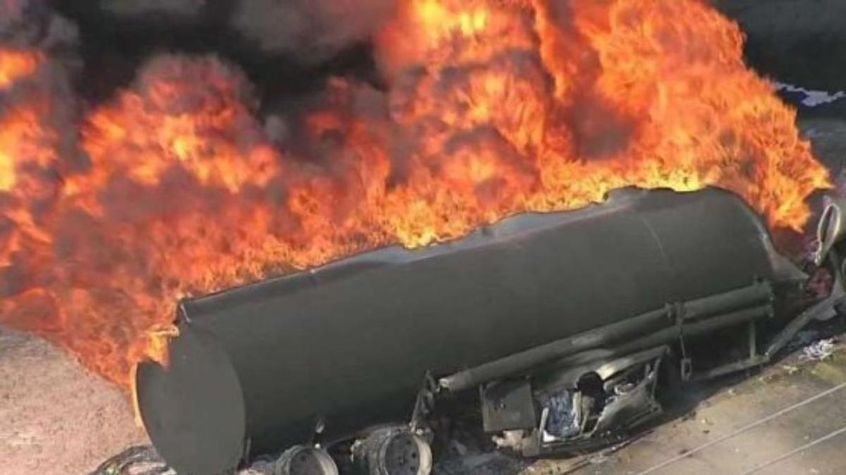Nijerya'da akaryakt tanker patlamas! 94 kii ld