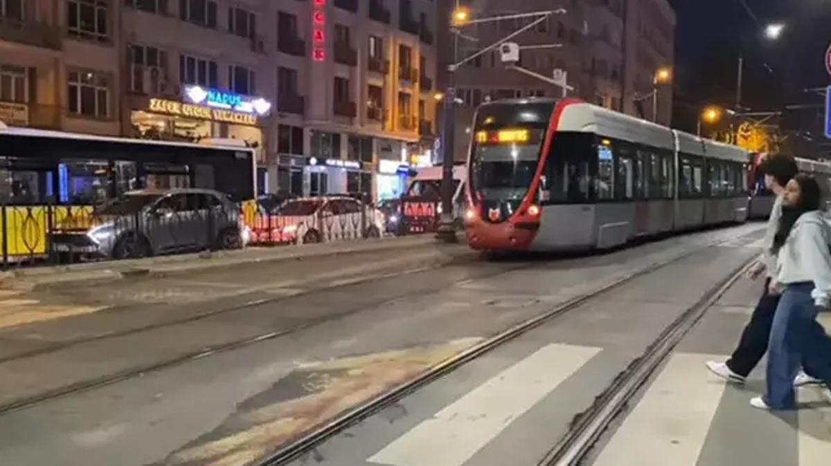 Tramvay kazas Yaral kurtarma tfaiye mdahalesi fotoraflar resimleri