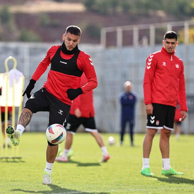 Sivasspor, Hatayspor mesaisini srdrd