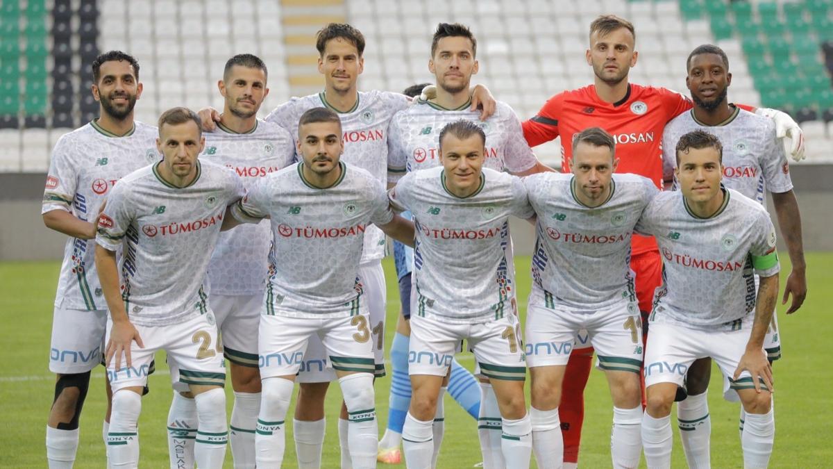 Konyaspor,+Be%C5%9Fikta%C5%9F+deplasman%C4%B1nda+puan+hedefliyor