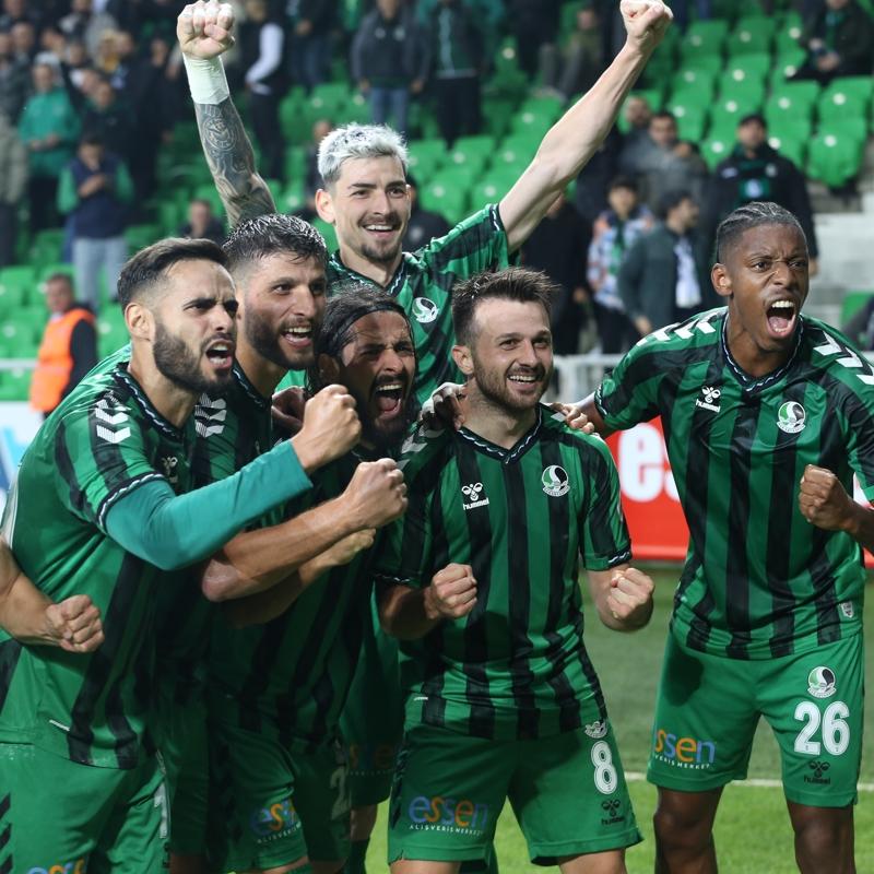Sakaryaspor, stanbulspor engelini 3 golle geti