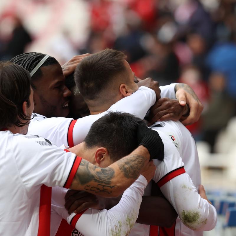 Sivasspor 3 ma sonra galip