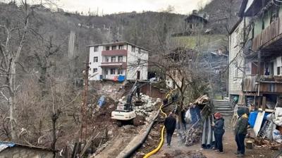 Artvin'de heyelan riski: Kyde 8 ev tahliye edildi