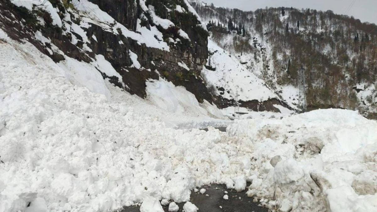 Artvin'de  dmesi sonucu 6 kye ulam kapand