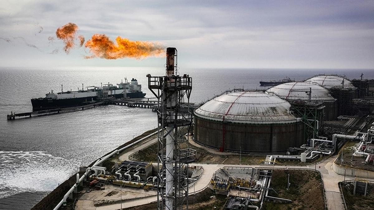 Enerji merkezi yolunda nemli adm! Asya devinin gaz Trkiye'ye akacak