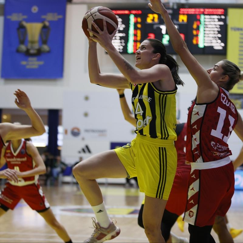 Lider Fenerbahe Opet'in rakibi son sradaki Villeneuve d'Ascq LM