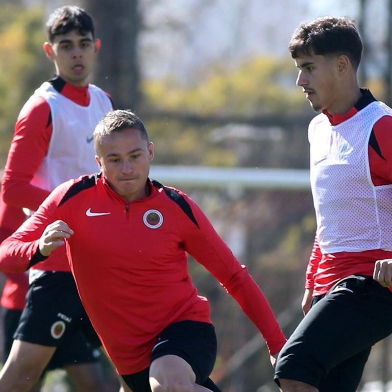 Genlerbirlii'nde stanbulspor mesaisi balad