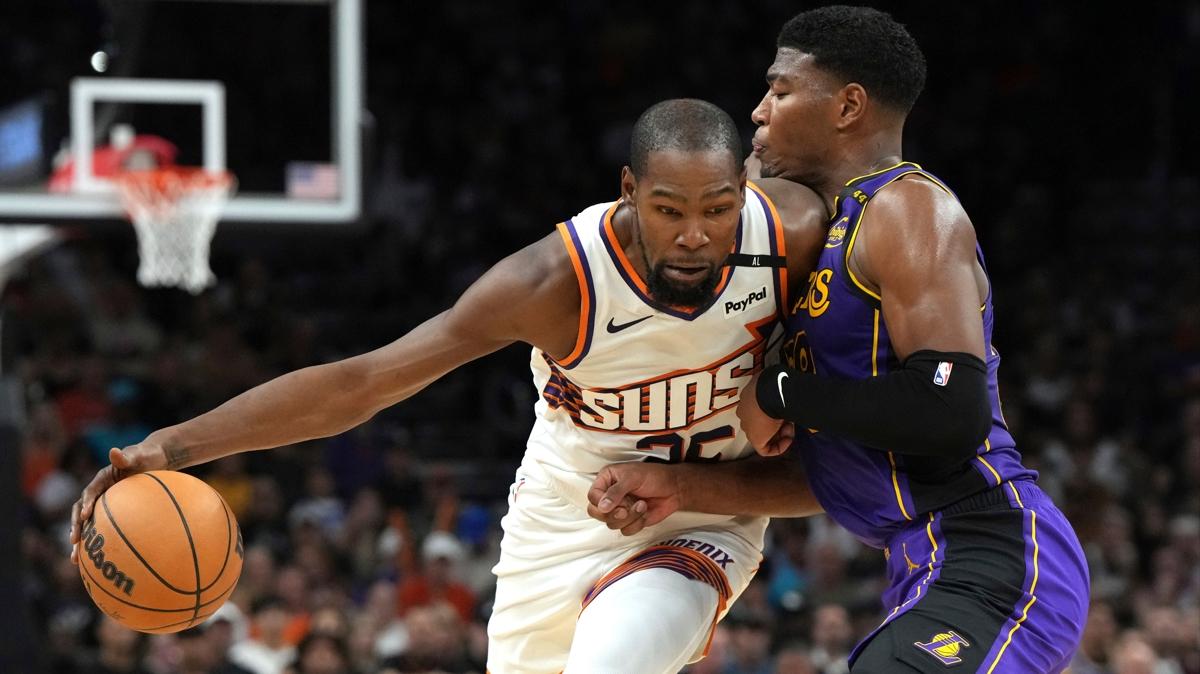 Durant-Booker ikilisinden Lakers potasna 63 say!