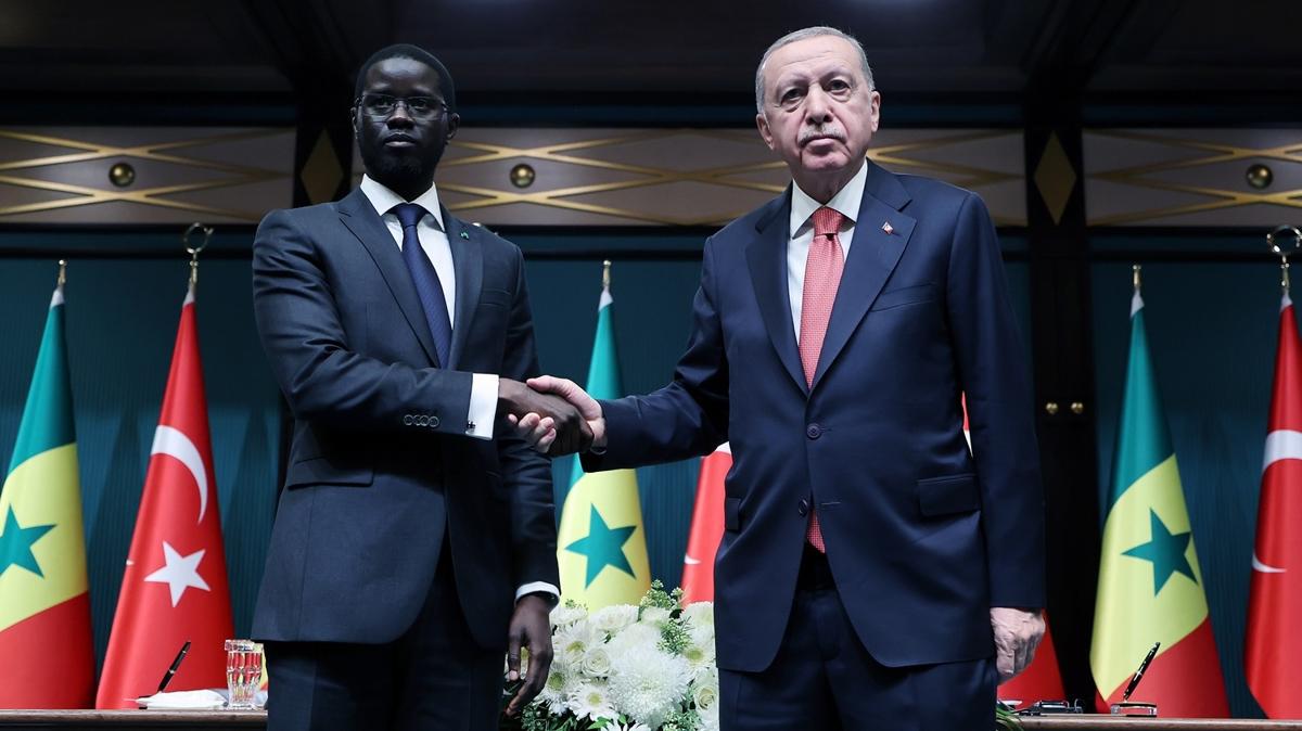 Bakan Erdoan, Senegal Cumhurbakan Fay onuruna yemek verdi