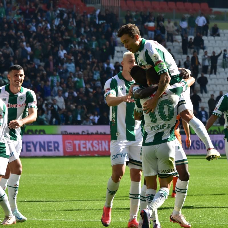 Konyaspor galibiyete Ndao'nun 3 golyle uzand