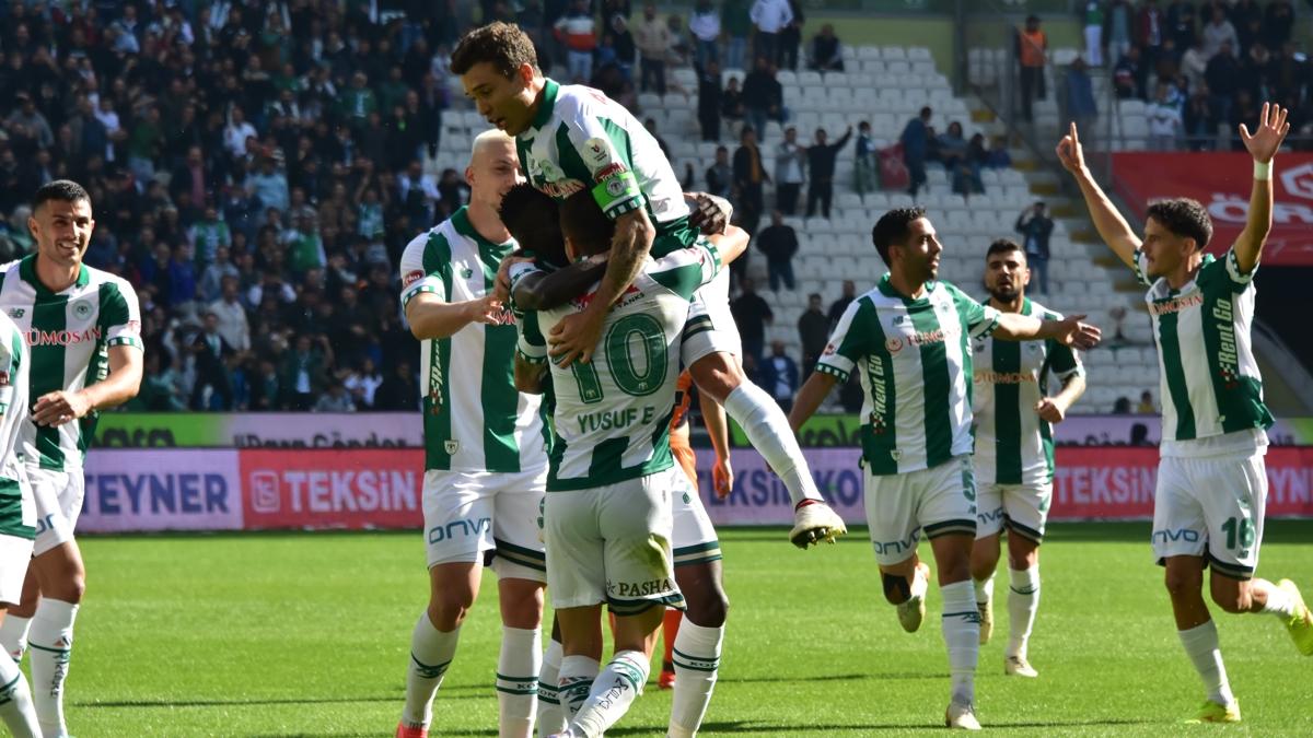 Konyaspor galibiyete Ndao'nun 3 golyle uzand