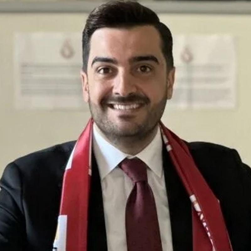 Galatasaray'da ynetici Fatih Demircan trafik kazas geirdi