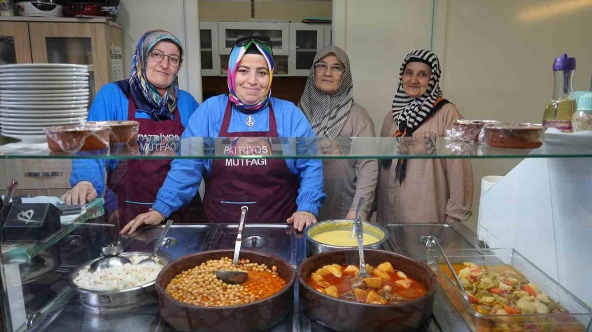 15 yllk mesleini brakt kendi iletmesini kurdu! rencileri ve kadnlar istihdam ediyor