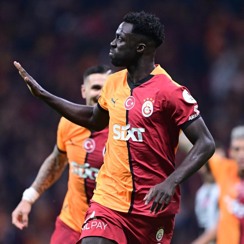 Davinson Sanchez'den transfer iddialarna cevap!