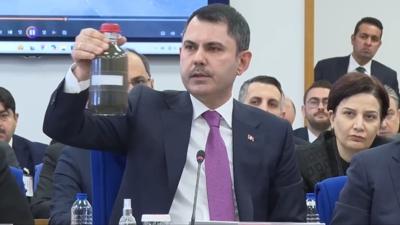 zmir Krfezi'nde evre felaketi! Bakan Kurum CHP'lilere seslendi: Krfez can ekiiyor