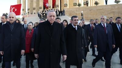 Atatrk' saygyla anyoruz: Devlet erkan Antkabir'de...