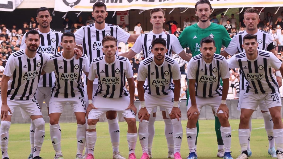 Altay, kalesini gole kapatamyor
