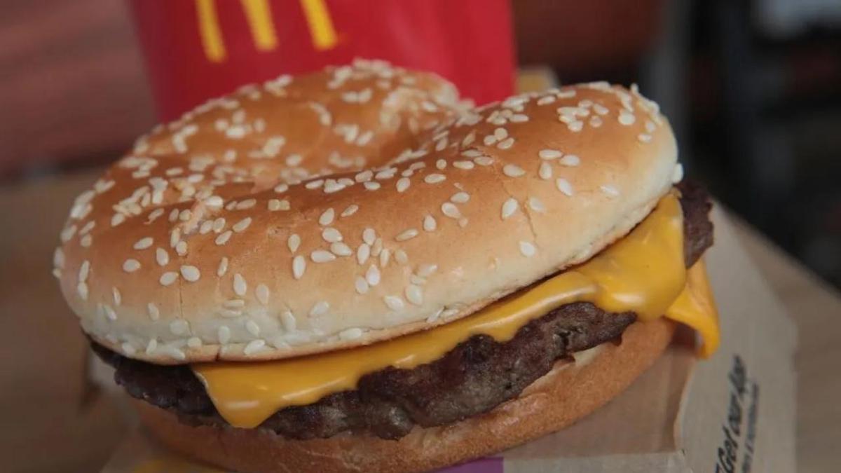 McDonald's rnlerinde 'koli basili' tespit edilmiti: Hasta says 104'e kt