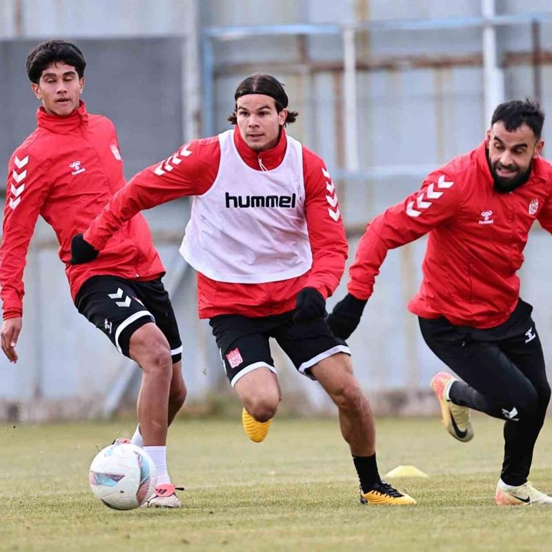 Sivasspor, Kasmpaa mesaisine balad