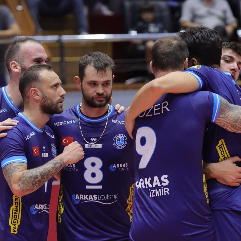 Arkas Spor kn srdrmek istiyor