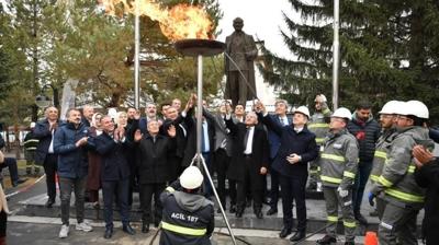 AK Partili Bakan 'Halk sevmek hizmetle olur' dedi 16 ileyi daha doal gazla buluturdu