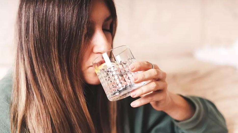 Canan Karatay bu szlerle uyard! Limonlu su tketince bakn ne oluyor