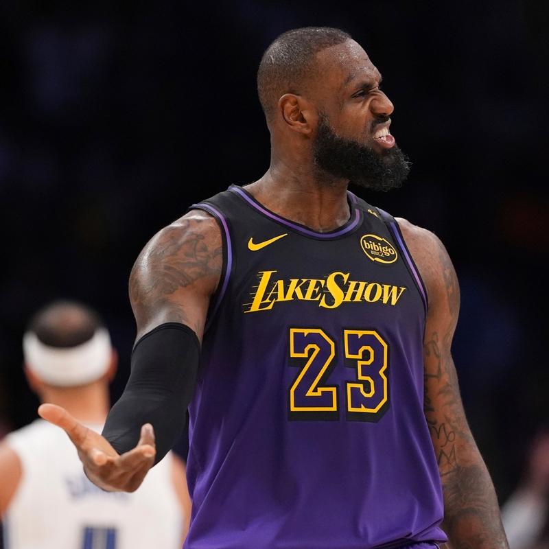 Los Angeles Lakers 6 ma sonra malup oldu