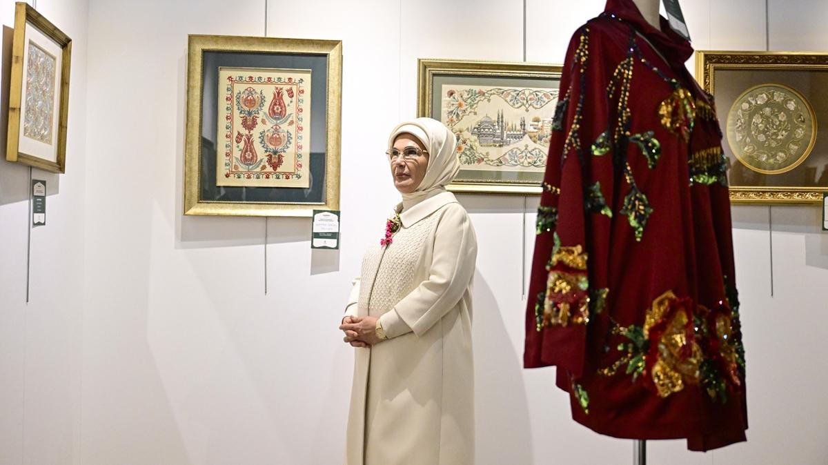 Emine Erdoan sergi al yapt "Sanat nyarg ve nefret zincirlerinden kurtarr"