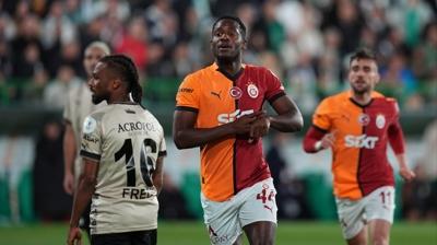 Michy'den saatte bir gole katk