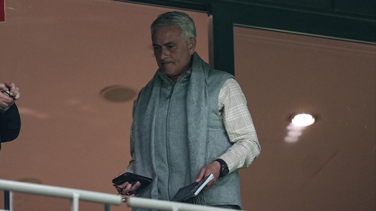 Jose Mourinho, Beikta - Gztepe ma tribnlerinde