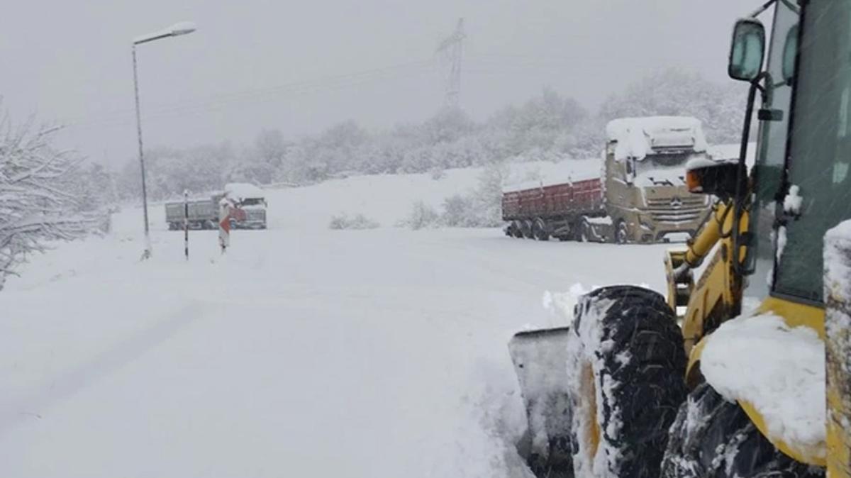 Samsun, Elaz ve Artvin'in Yusufeli ilesinde genelinde okullar tatil edildi