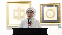 Emine Erdoan: iddetin sonunu ancak birbirimize kenetlendiimiz lde getirebiliriz