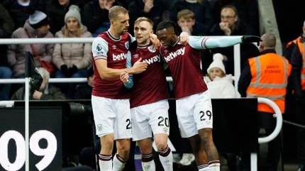 West Ham United deplasmanda 2 golle kazand�