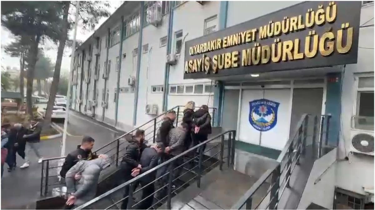 Diyarbakr'da "Barbie-21" Operasyonu! Fuhu etesine darbe