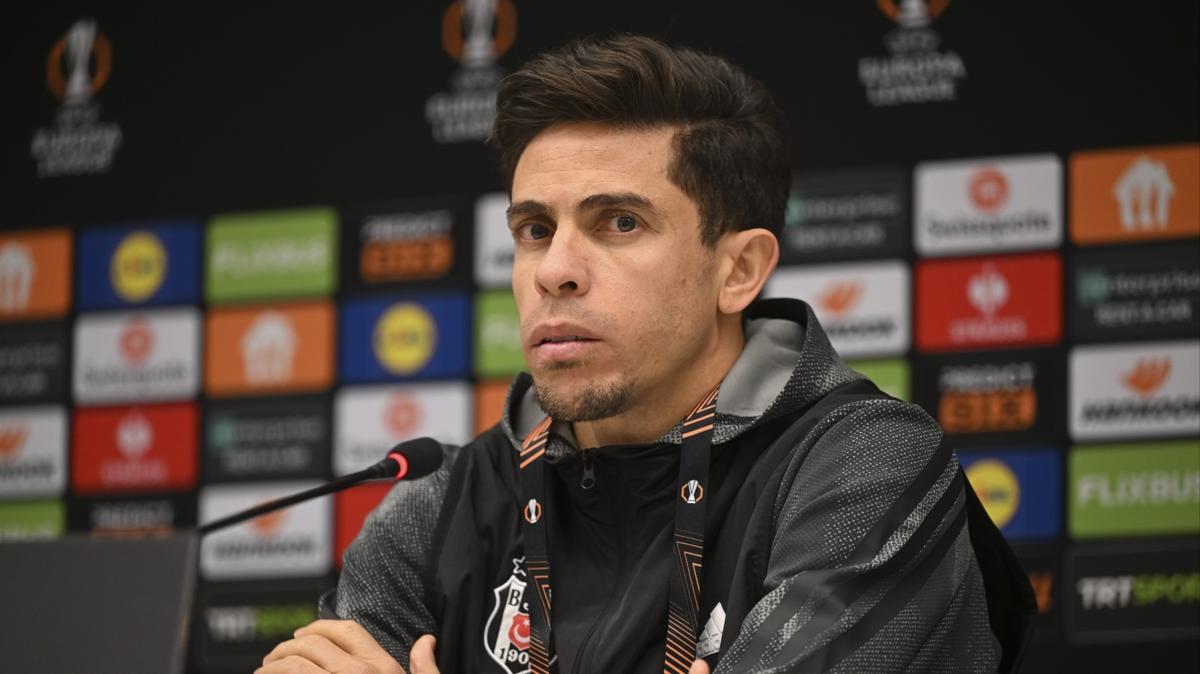 Gabriel Paulista ameliyat edildi