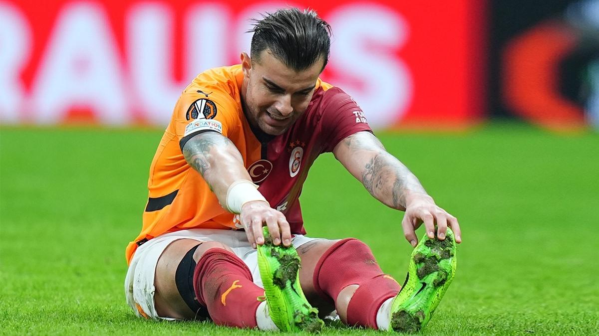 Galatasaray%E2%80%99da+Abd%C3%BClkerim+Bardakc%C4%B1+%C5%9Foku%21;+Ma%C3%A7a+devam+edemedi...