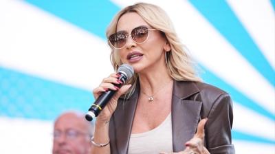 Konumama szlemesi varm... Hadise Mehmet Dinerler'le neden evlendiini itiraf etti!