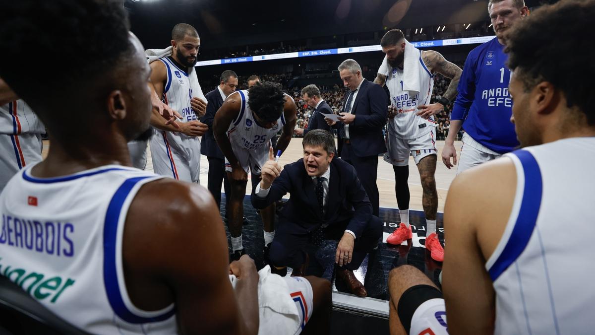 Anadolu Efes, Bayern Mnih'i konuk edecek