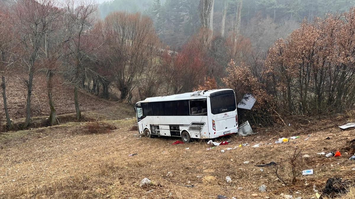 i yoldan karak arampole devrildi: 1 l, 8 yaral...