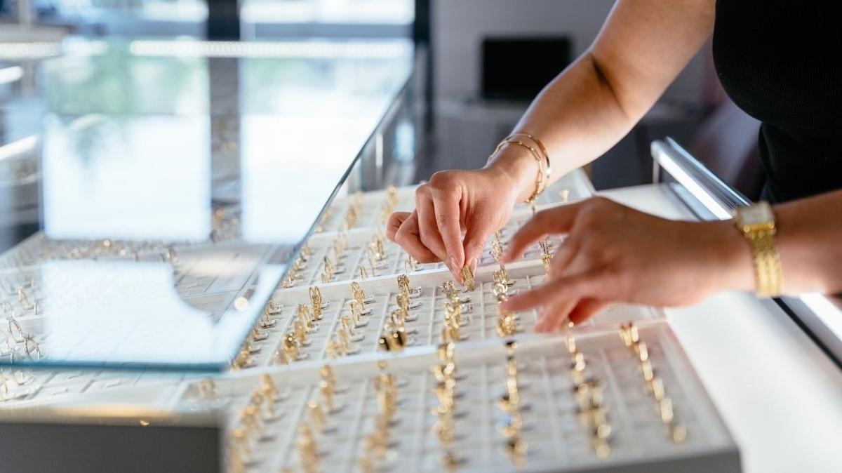 eyrek altn gram altn altn ne kadar altn canl altn gncel altn fiyatlar kapal ar altn altn bugn ne kadar fotoraflar resimleri