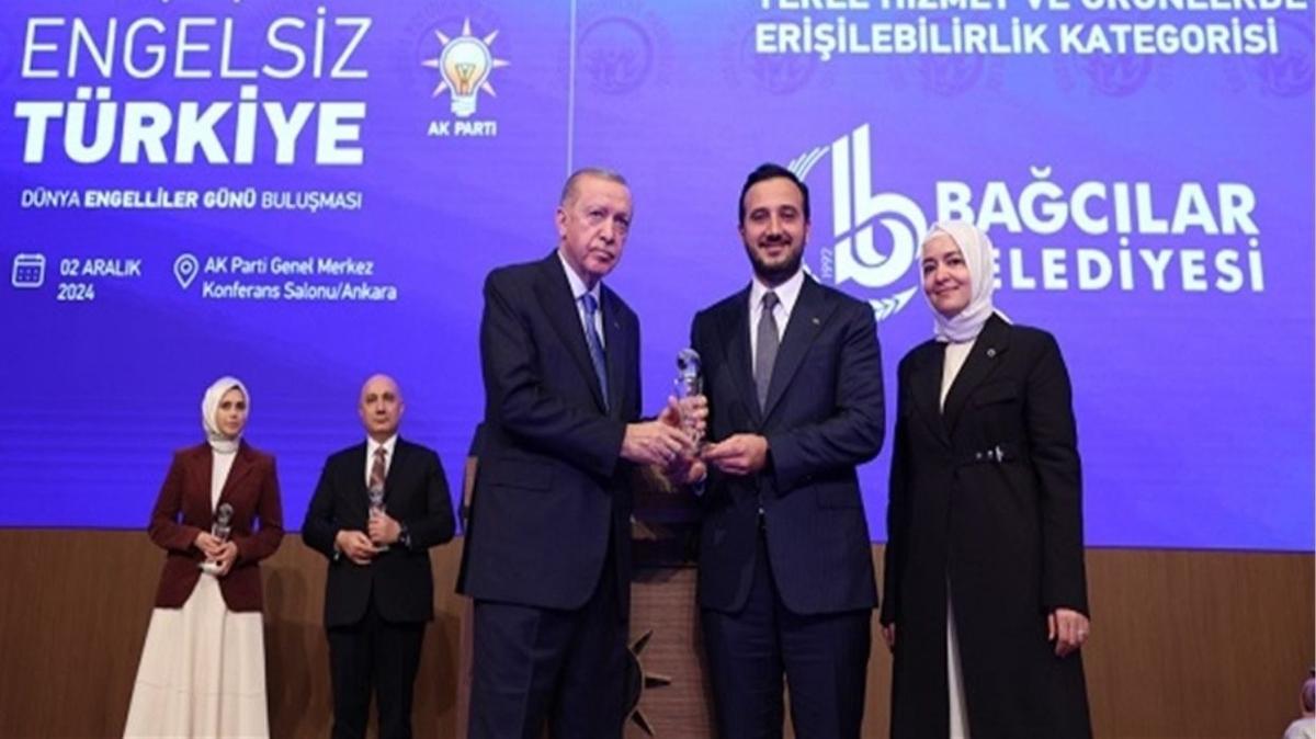 Engelsiz Trkiye programnda Bakan Erdoan'dan Baclar Belediyesi'ne dl