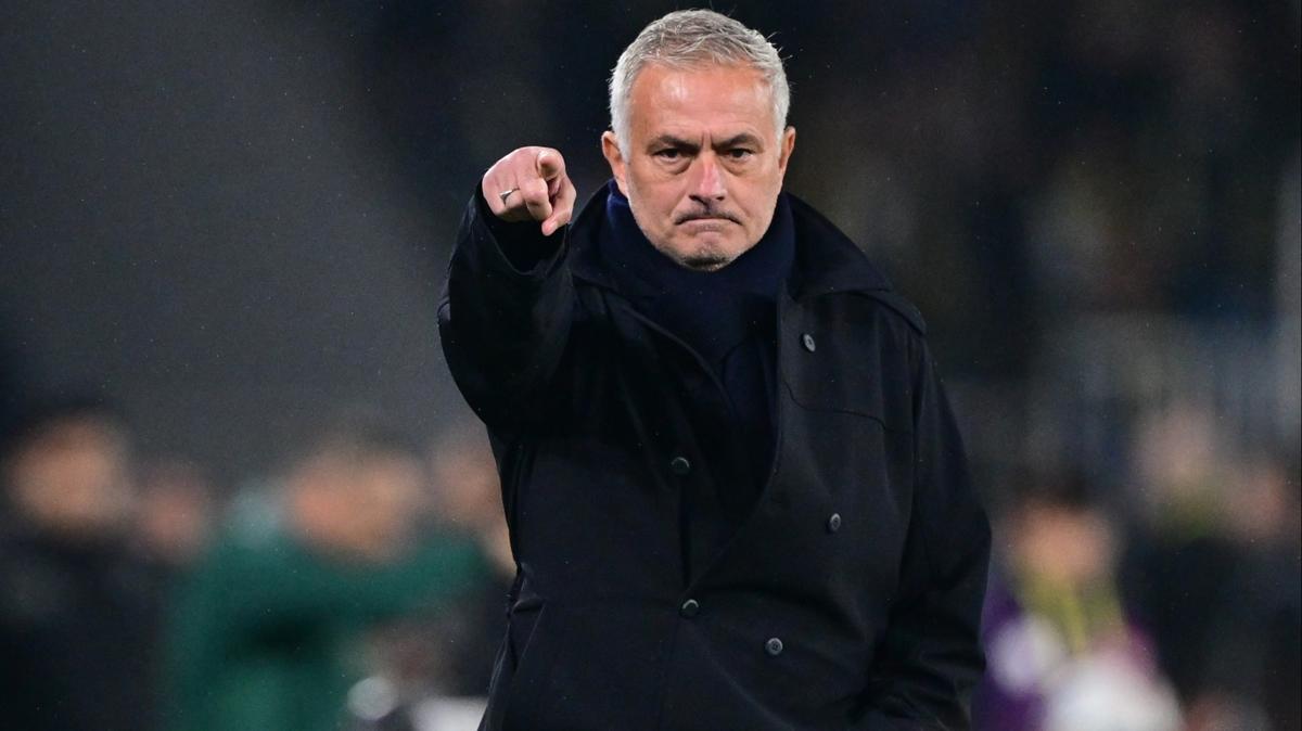 Mourinho'nun gol sevinci gndem oldu